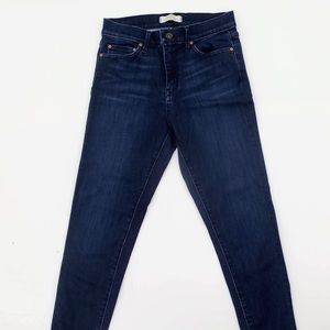 👖 Gorgeous Dark Wash High-Waisted Skinny Jeans 💙